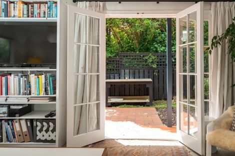 Photo of property in 85u4 Elizabeth Street, Mount Victoria, Wellington, 6011