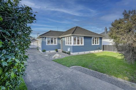 Photo of property in 714 Grove Road, Mayfair, Hastings, 4122