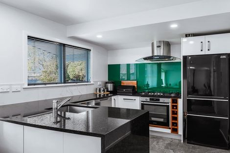 Photo of property in 8 Simkin Street, Taupo, 3330