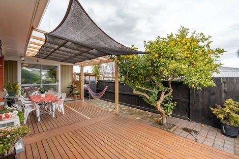Photo of property in 4 Bremridge Place, Melville, Hamilton, 3206