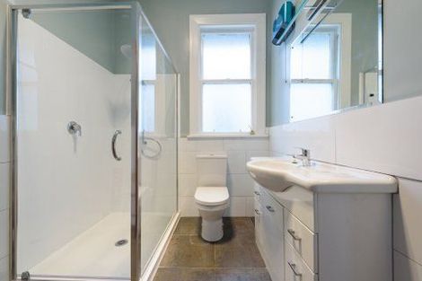 Photo of property in 135 Glenmore Street, Kelburn, Wellington, 6012