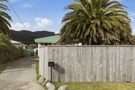 Photo of property in 10 Halifax Street, Wainuiomata, Lower Hutt, 5014