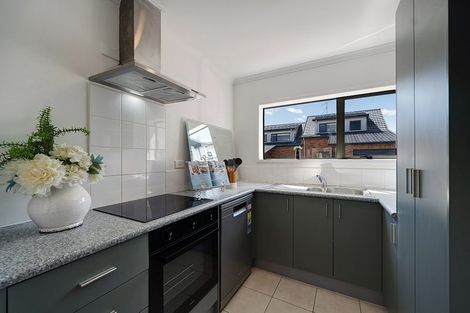 Photo of property in St Claire Village, 124/172 Mcleod Road, Te Atatu South, Auckland, 0610
