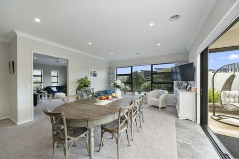 Photo of property in 14 Taranui Way, Paraparaumu Beach, Paraparaumu, 5032