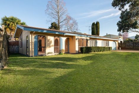 Photo of property in 4 Milsom Place, Te Puke, 3119