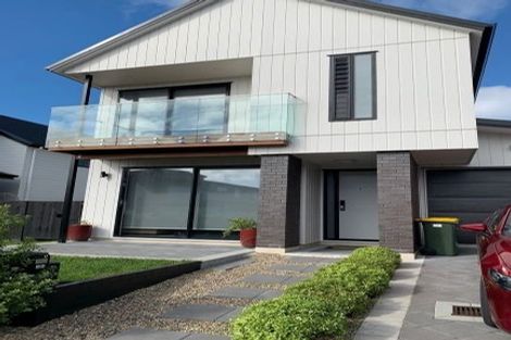 Photo of property in 9 Kearns Drive, Hobsonville, Auckland, 0616