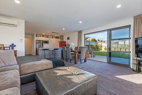 Photo of property in 30 Macdonald Heights, Feilding, 4702