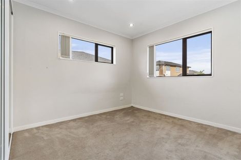 Photo of property in 88 Keri Vista Rise, Papakura, 2110