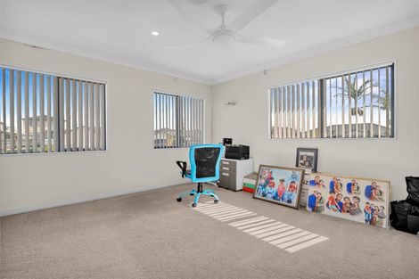 Photo of property in 9 Goh Place, Manurewa, Auckland, 2105