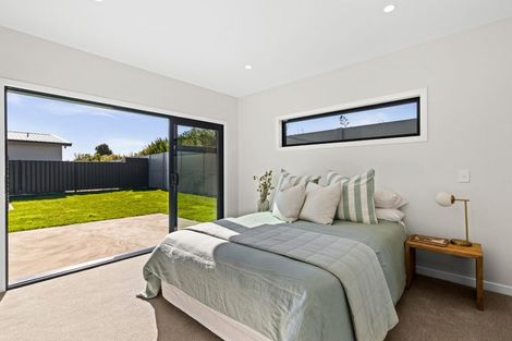 Photo of property in 15 Cassin Place, Taradale, Napier, 4112