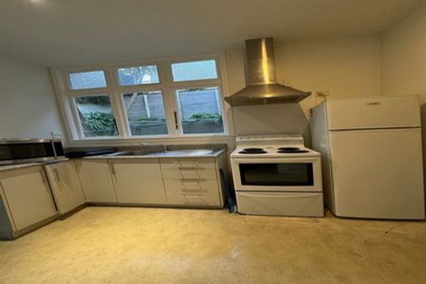 Photo of property in 98 Majoribanks Street, Mount Victoria, Wellington, 6011