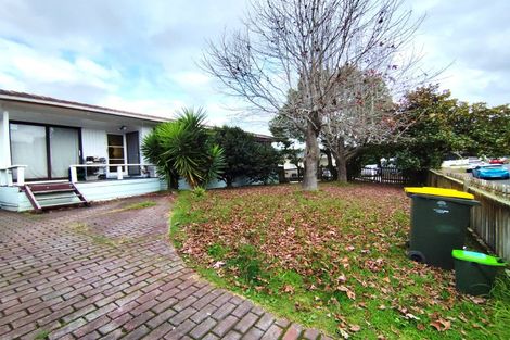 Photo of property in 24 Vanbrugh Place, Bucklands Beach, Auckland, 2014
