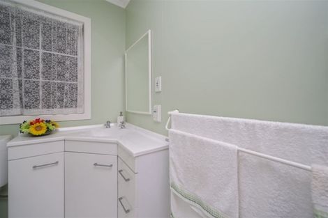 Photo of property in 2 Ropata Street, Hawera, 4610