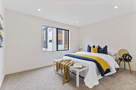 Photo of property in 2/62 Smythe Road, Henderson, Auckland, 0612