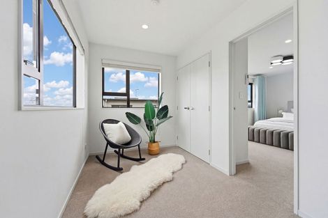 Photo of property in 4a Fowler Street, Northcote, Auckland, 0627