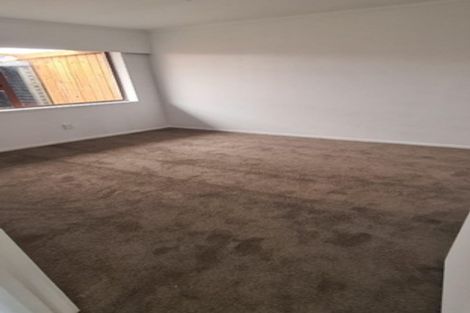 Photo of property in 2/76 Kenderdine Road, Papatoetoe, Auckland, 2025
