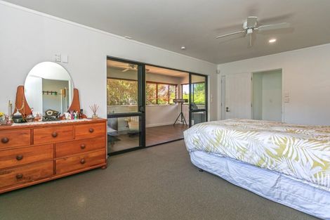 Photo of property in 5 Rewa Rewa Valley, Tairua, 3508