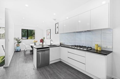 Photo of property in 39a Flaxdale Street, Birkdale, Auckland, 0626