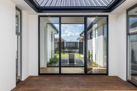 Photo of property in 10 Crosado Place, Rolleston, 7614