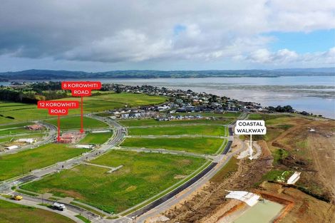 Photo of property in 8 Korowhiti Road, Clarks Beach, 2122