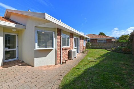 Photo of property in 29f2- Lane Street, Wallaceville, Upper Hutt, 5018