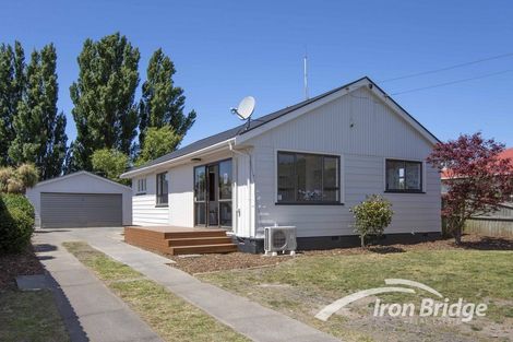 Photo of property in 21 Griffiths Avenue, Linwood, Christchurch, 8062