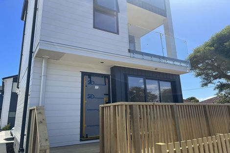 Photo of property in 17a Huia Road, Papatoetoe, Auckland, 2025