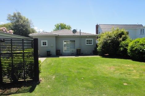 Photo of property in 8 Eversleigh Street, St Albans, Christchurch, 8014