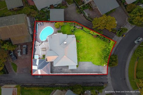 Photo of property in 46 Rewarewa Road, Te Atatu Peninsula, Auckland, 0610