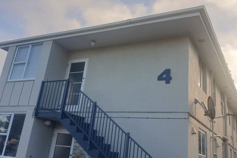 Photo of property in 127u4 Queens Drive, Lyall Bay, Wellington, 6022