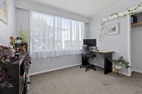 Photo of property in 15 Brora Crescent, Papakowhai, Porirua, 5024