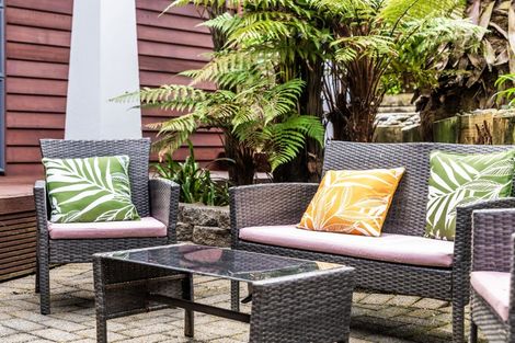 Photo of property in 9 Ginders Drive, Massey, Auckland, 0614