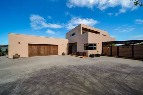 Photo of property in 19 Mccarthy Street, Hawera, 4610