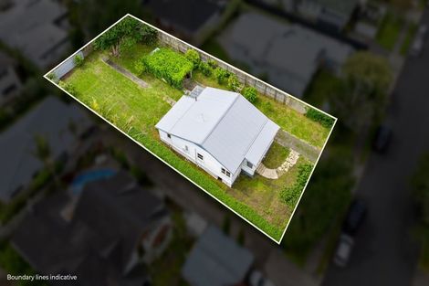 Photo of property in 17 Napier Avenue, Takapuna, Auckland, 0622