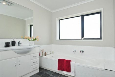 Photo of property in 24 Landmark Court, Huntington, Hamilton, 3210