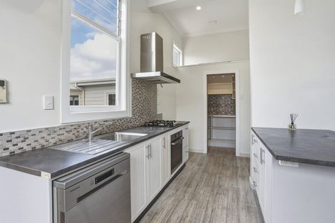 Photo of property in 16 Market Street, Saint Kilda, Dunedin, 9012