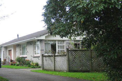 Photo of property in 2/26 Avalon Crescent, Avalon, Lower Hutt, 5011