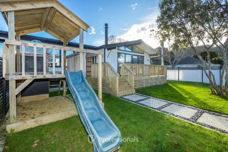 Photo of property in 99 Gibbons Street, Ebdentown, Upper Hutt, 5018