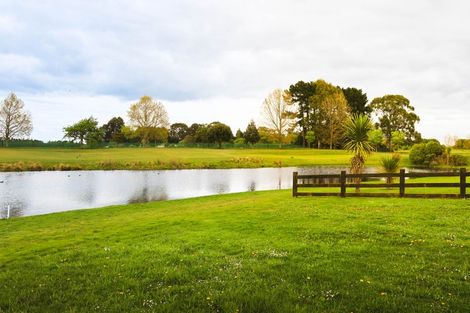 Photo of property in 5 Mara-kai Place, Pegasus, 7612