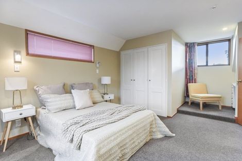 Photo of property in 5 Abbotts Place, Avonhead, Christchurch, 8042