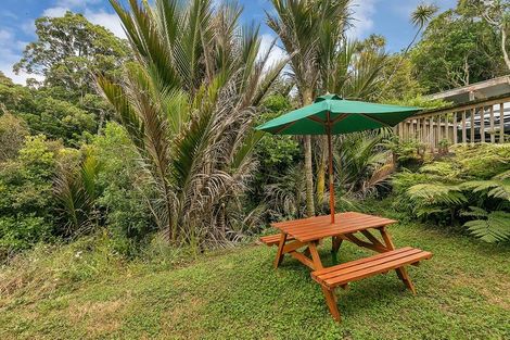 Photo of property in 146 Glenfield Road, Birkenhead, Auckland, 0626