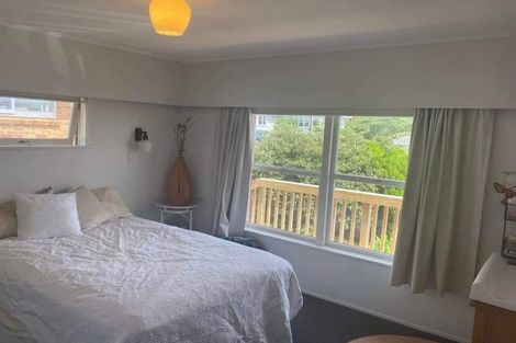 Photo of property in 2 Anne Road, Hillcrest, Auckland, 0627
