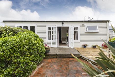 Photo of property in 3 Giesen Road, Feilding, 4702