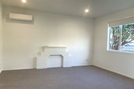 Photo of property in 28 Victoria Road, Mount Maunganui, 3116