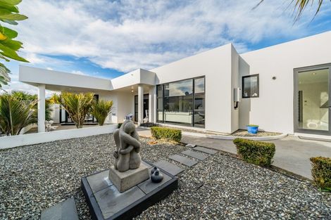 Photo of property in 1 Young Nicks Lane, Whitby, Porirua, 5024