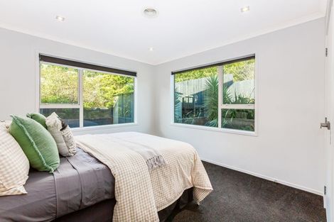 Photo of property in 26 Kilkelly Close, Tawa, Wellington, 5028