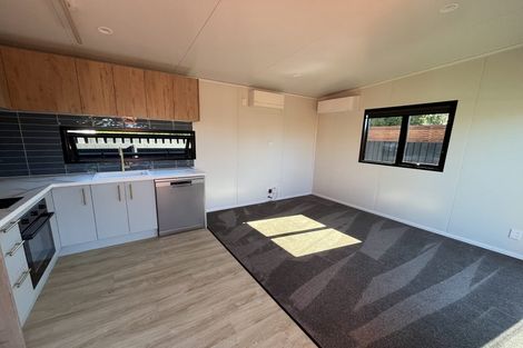 Photo of property in 35a Sturrocks Road, Redwood, Christchurch, 8051