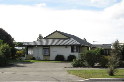 Photo of property in 4/29 Charles Street, Waltham, Christchurch, 8011