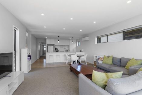 Photo of property in 10 Lussa Close, Broomfield, Christchurch, 8042