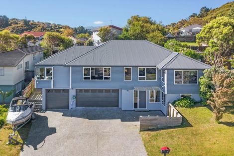 Photo of property in 4 Azimuth Place, Whitby, Porirua, 5024